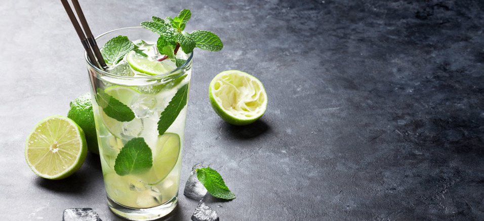 Mars : doudoune dance party et peintre anglais